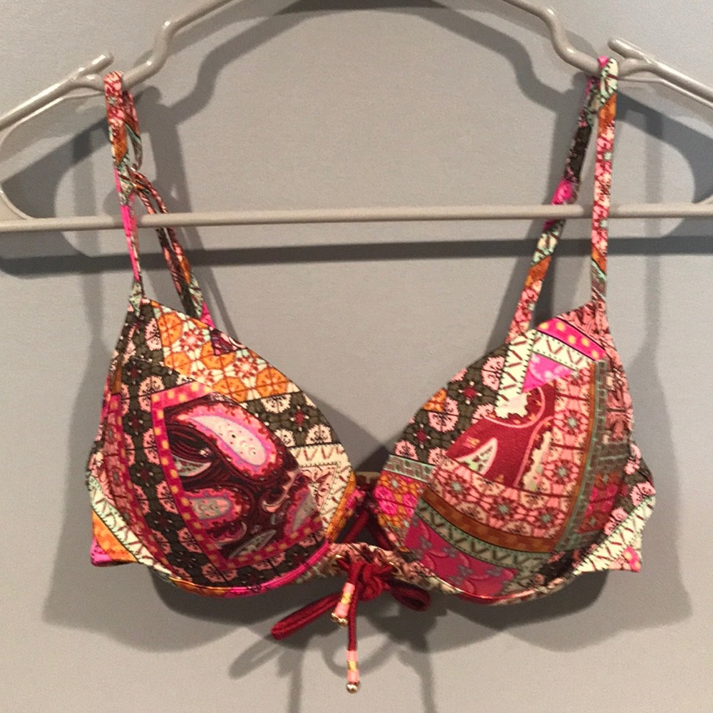 Victoria’s Secret Bathing Suit Top